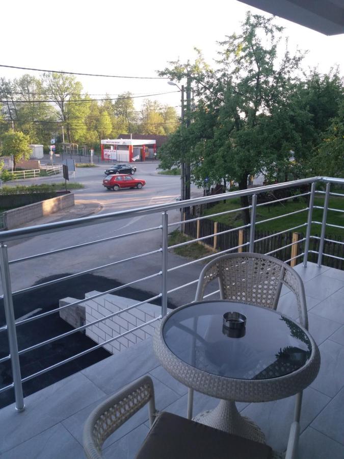 Apartments Karic Aerodrom Tuzla Dubrave Gornje 外观 照片