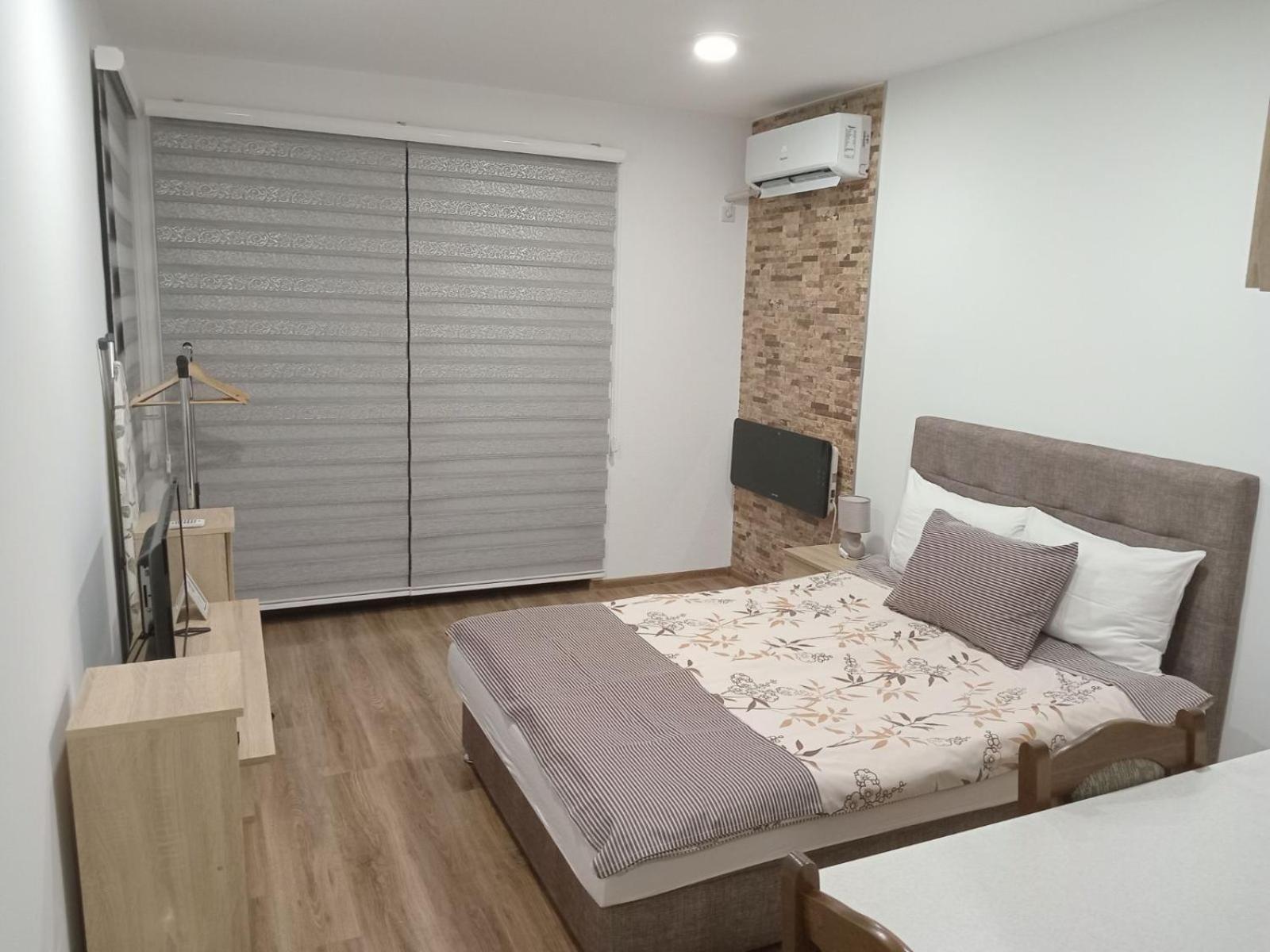 Apartments Karic Aerodrom Tuzla Dubrave Gornje 外观 照片